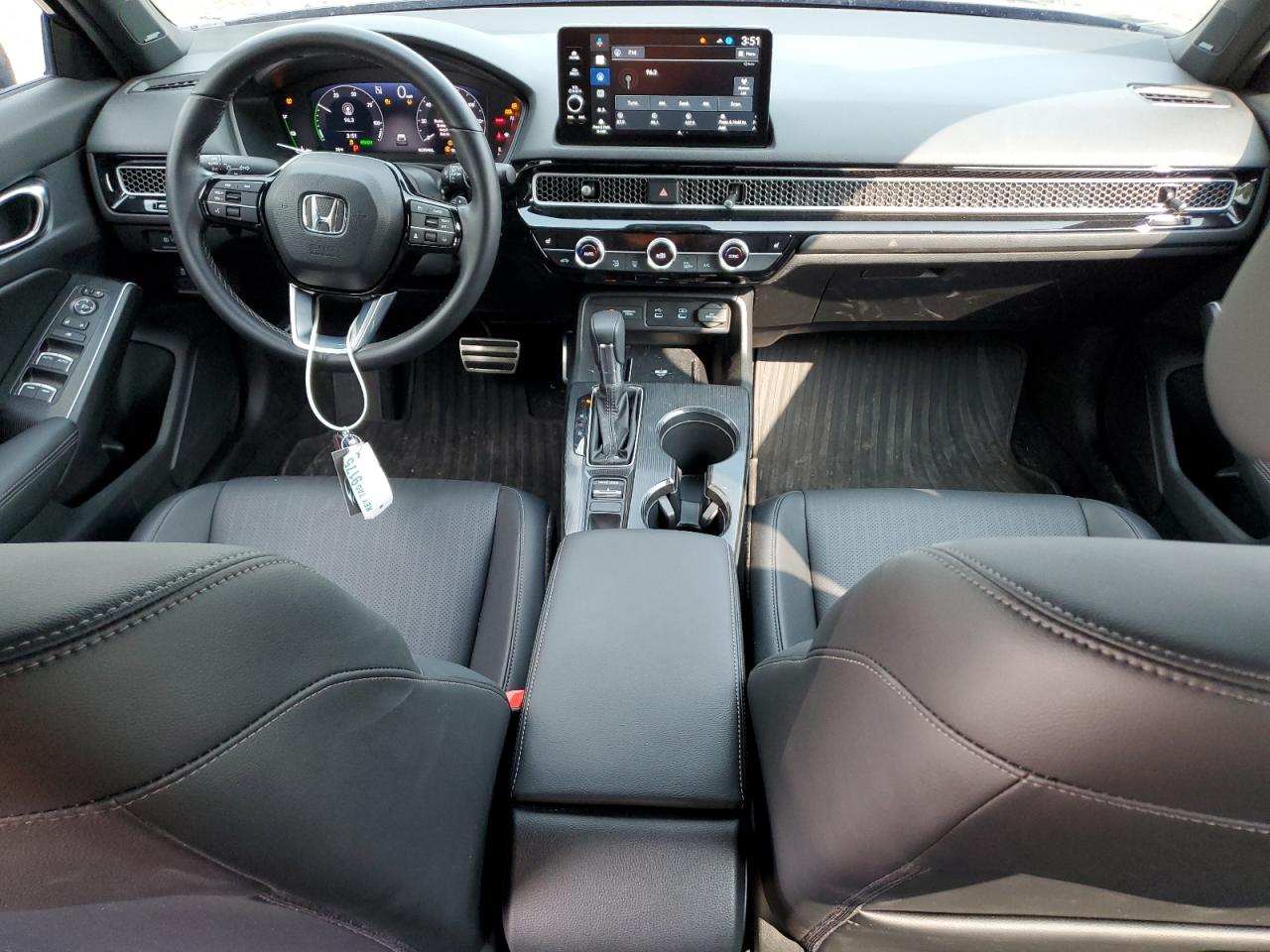 Honda Civic Sport Touring Image 4