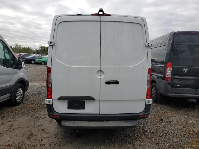 Mercedes-Benz Sprinter 2500 Image 11