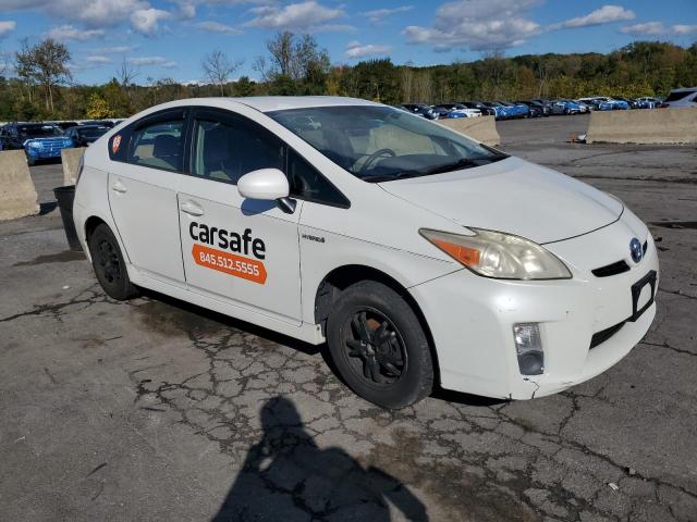 Toyota Prius Image 2