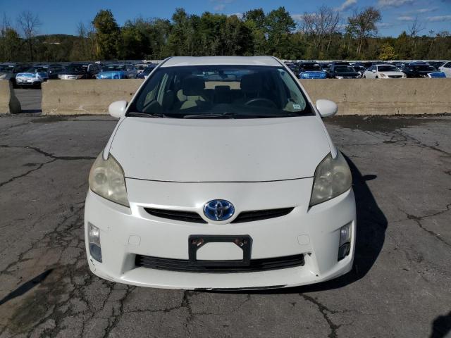 Toyota Prius Image 9