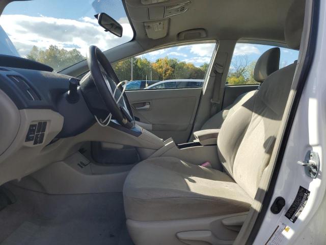 Toyota Prius Image 11