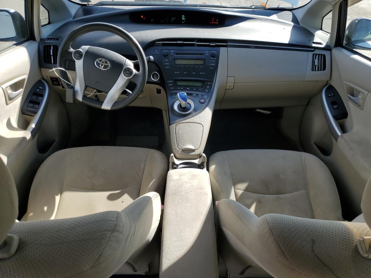 Toyota Prius Image 6