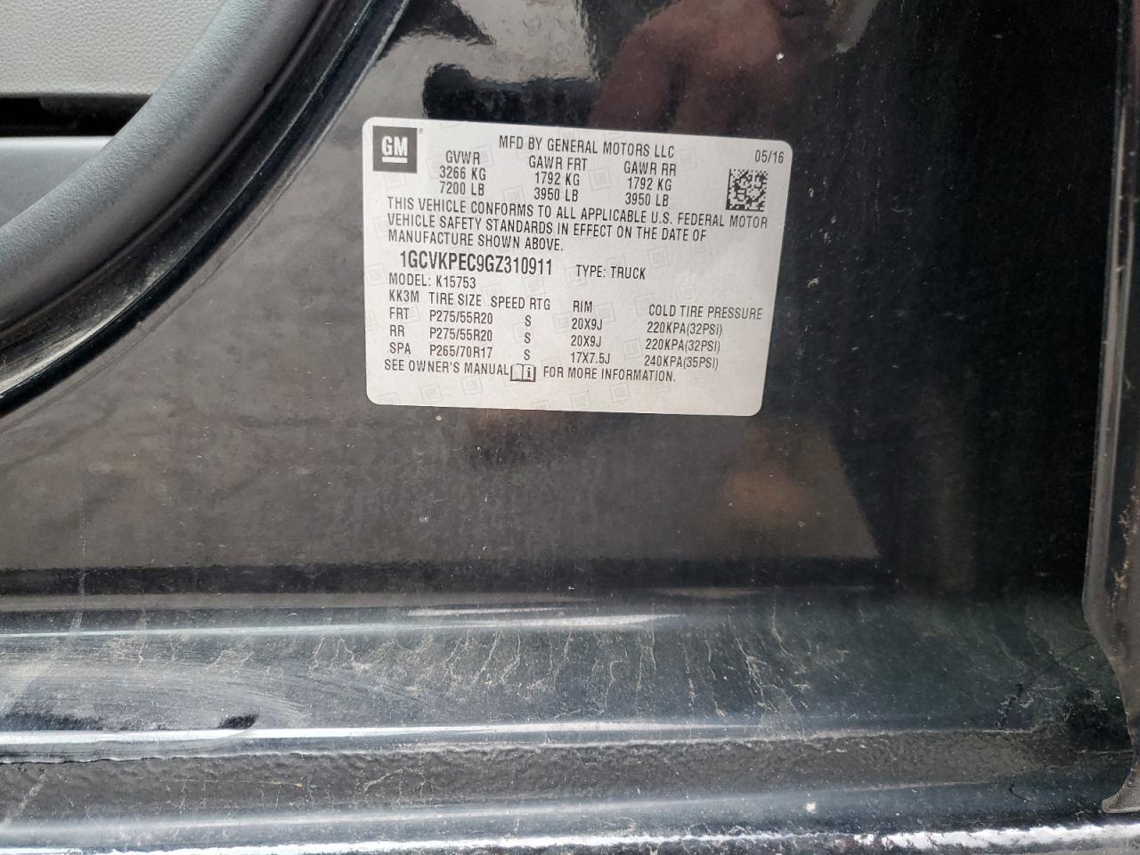 Chevrolet Silverado K1500 Custom Image 11