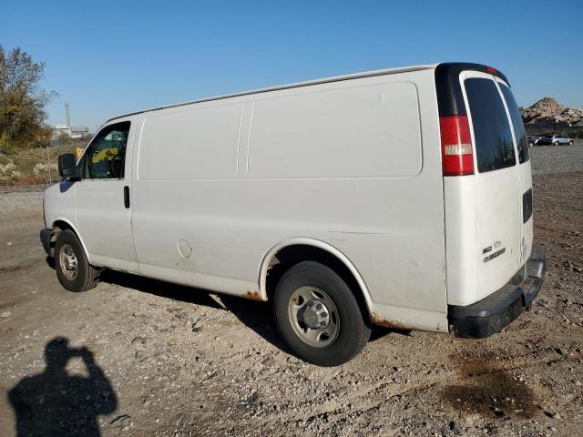 Chevrolet Express Image 5