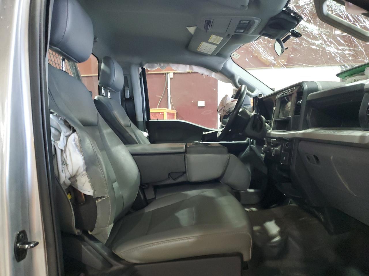 Ford F-250 Super Duty Image 7