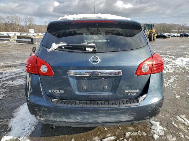 Nissan Rogue S Image 4