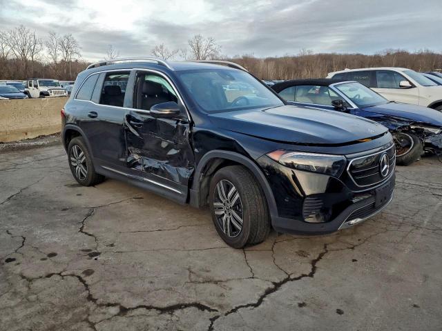 Mercedes-Benz EQB 300 4matic Image 10