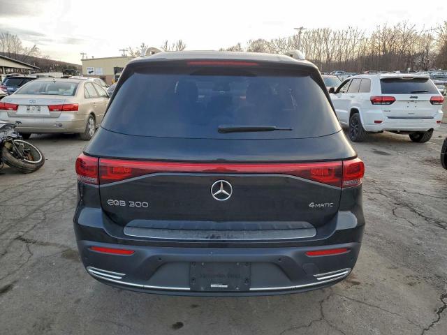 Mercedes-Benz EQB 300 4matic Image 3