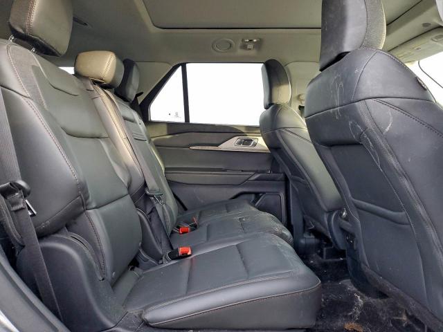 Ford Explorer Active Image 10