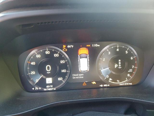 Volvo XC40 T5 Momentum Image 2