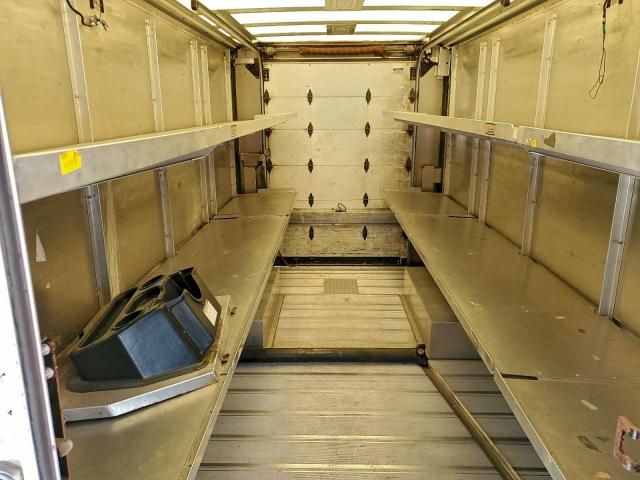 Freightliner Mt45 M Line Walk-in Van Image 13