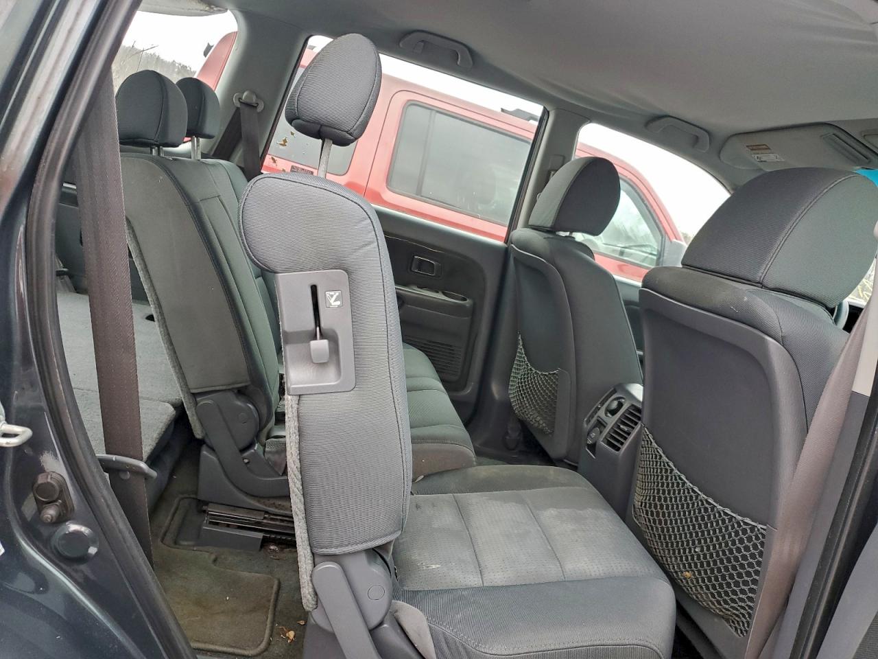 Honda Pilot Lx Image 4