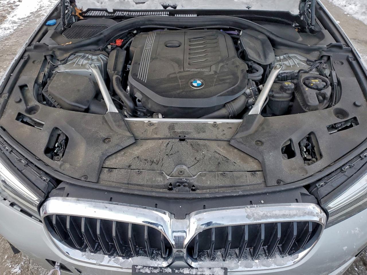 BMW 5 Series Xi Image 9