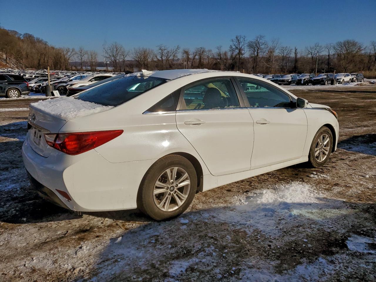 Hyundai SONATA Gls Image 7