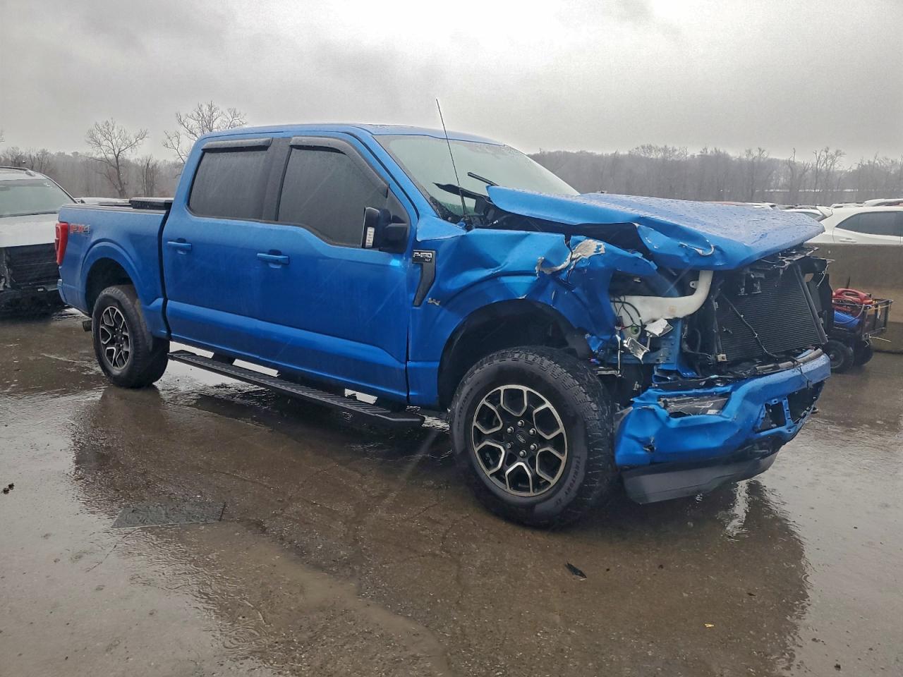 Ford F-150 Supercrew Image 11