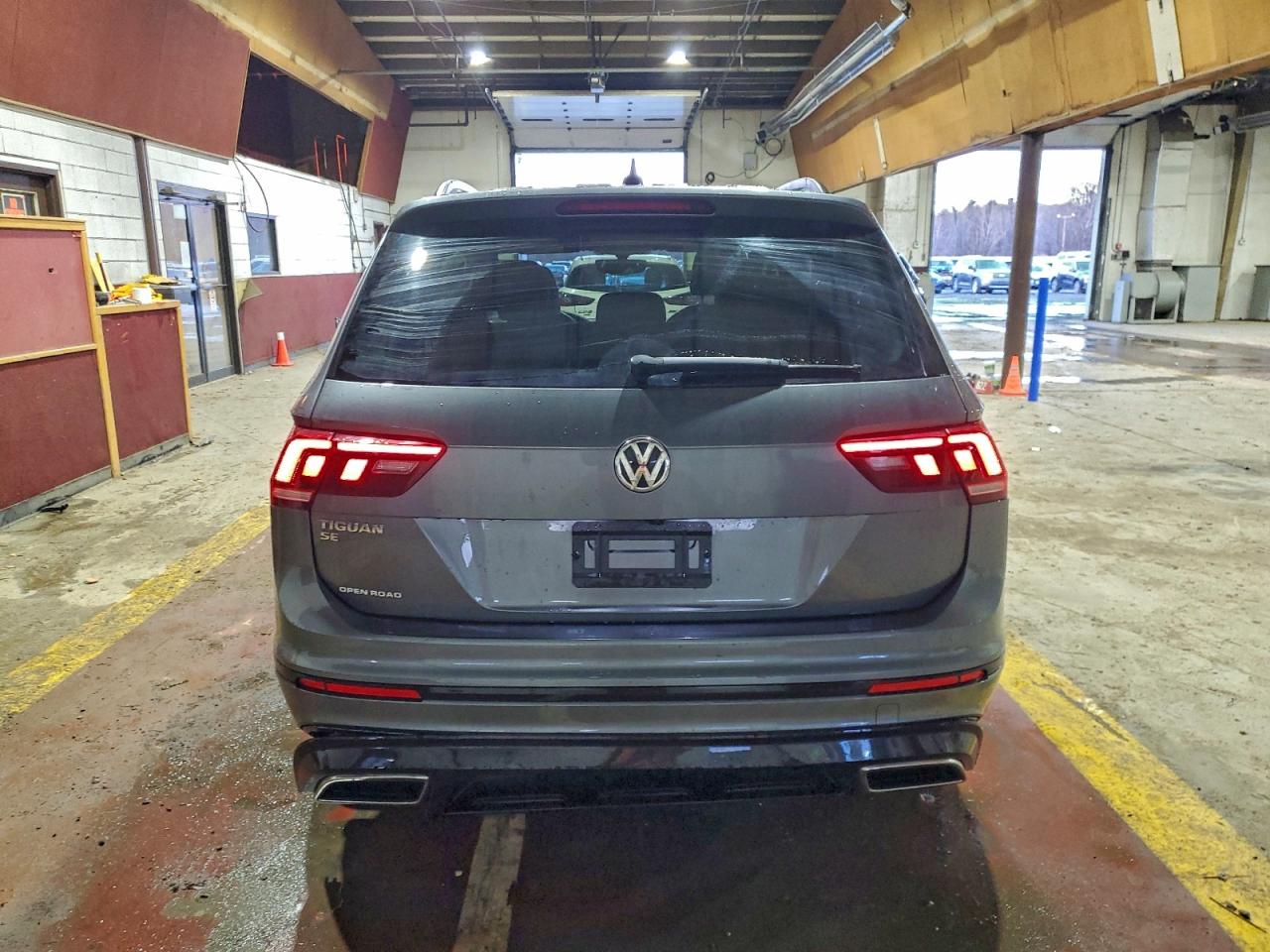 Volkswagen Tiguan Se Image 11