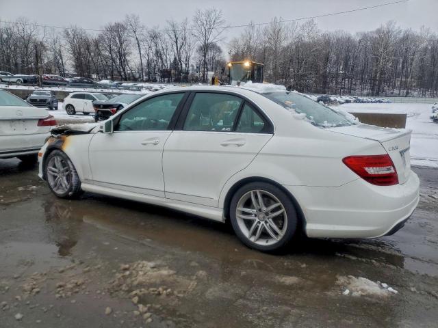 Mercedes-Benz C-Class 300 4matic Image 6