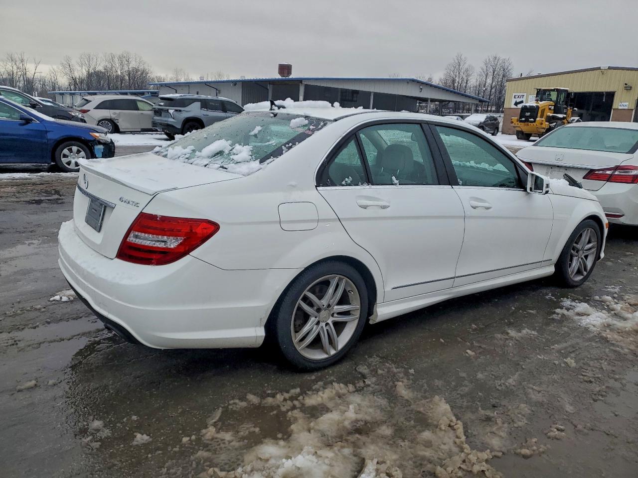 Mercedes-Benz C-Class 300 4matic Image 3