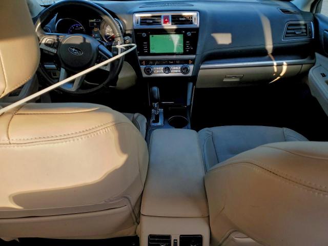 Subaru Legacy 2.5i Limited Image 3