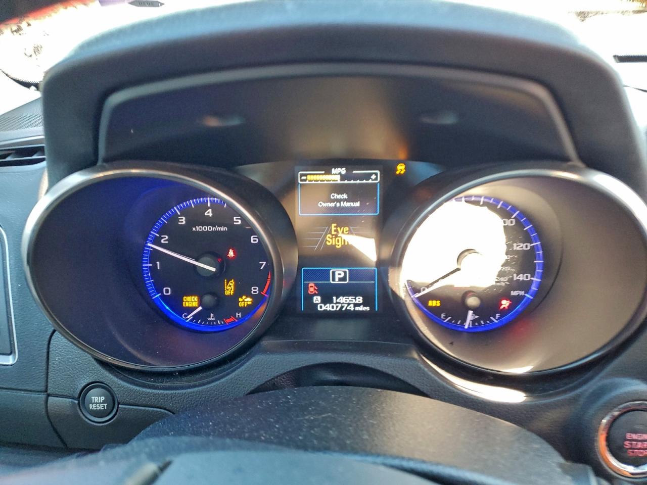 Subaru Legacy 2.5i Limited Image 8