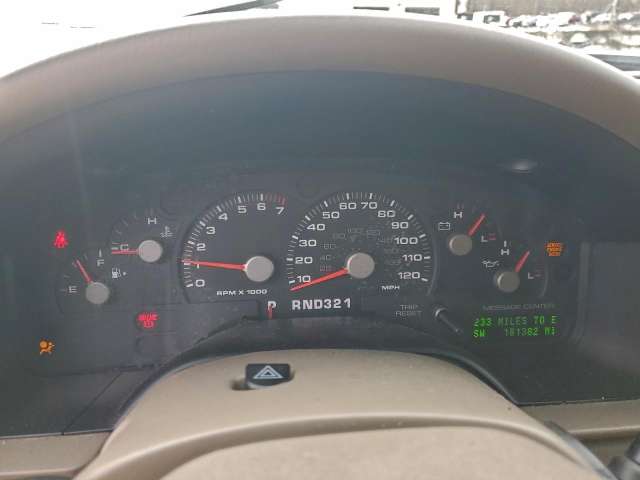 Ford Explorer Limited Image 12