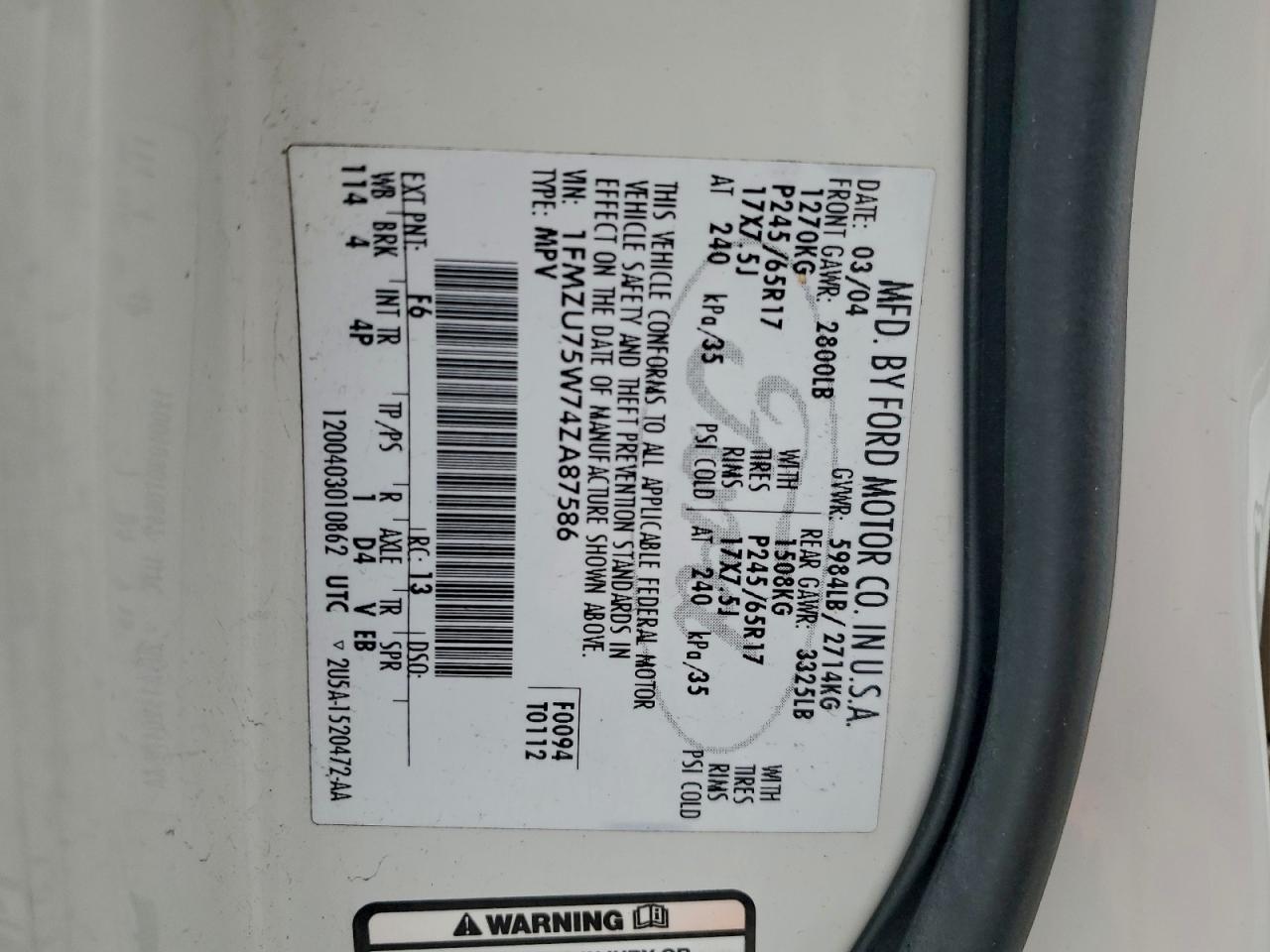 Ford Explorer Limited Image 11