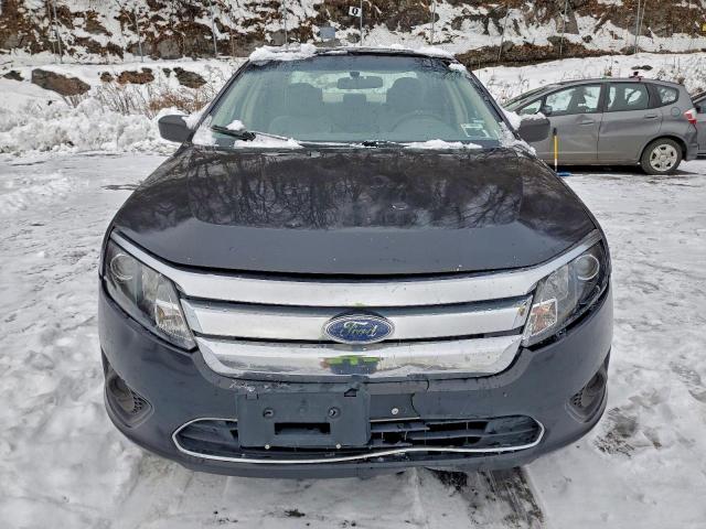 Ford Fusion S Image 8