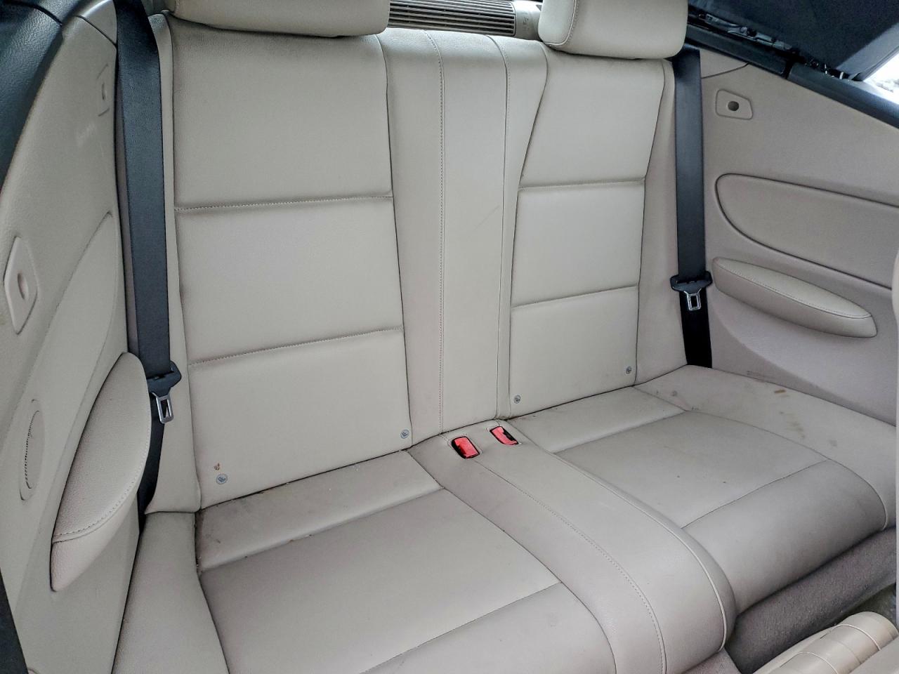 BMW 1 Series I Image 12