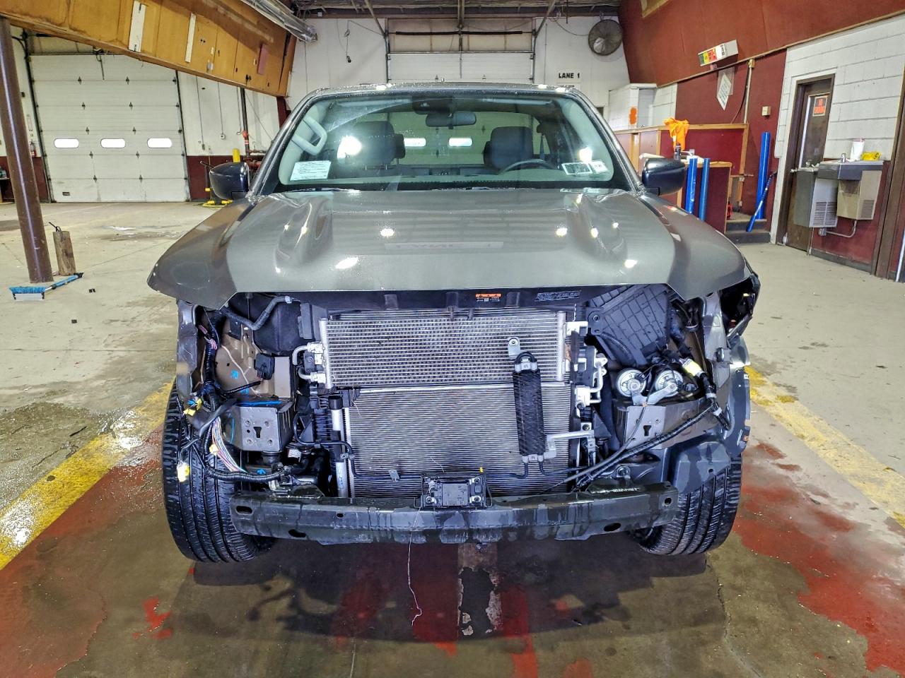 Nissan Frontier S Image 7