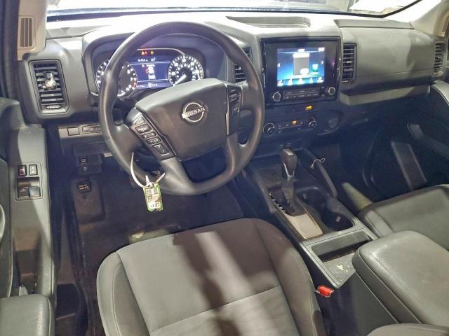 Nissan Frontier S Image 9