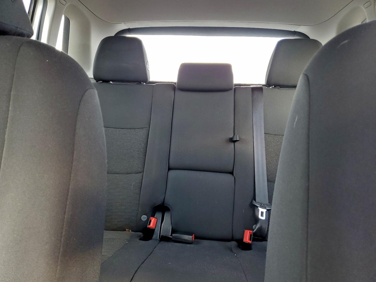 Volkswagen Tiguan S Image 13