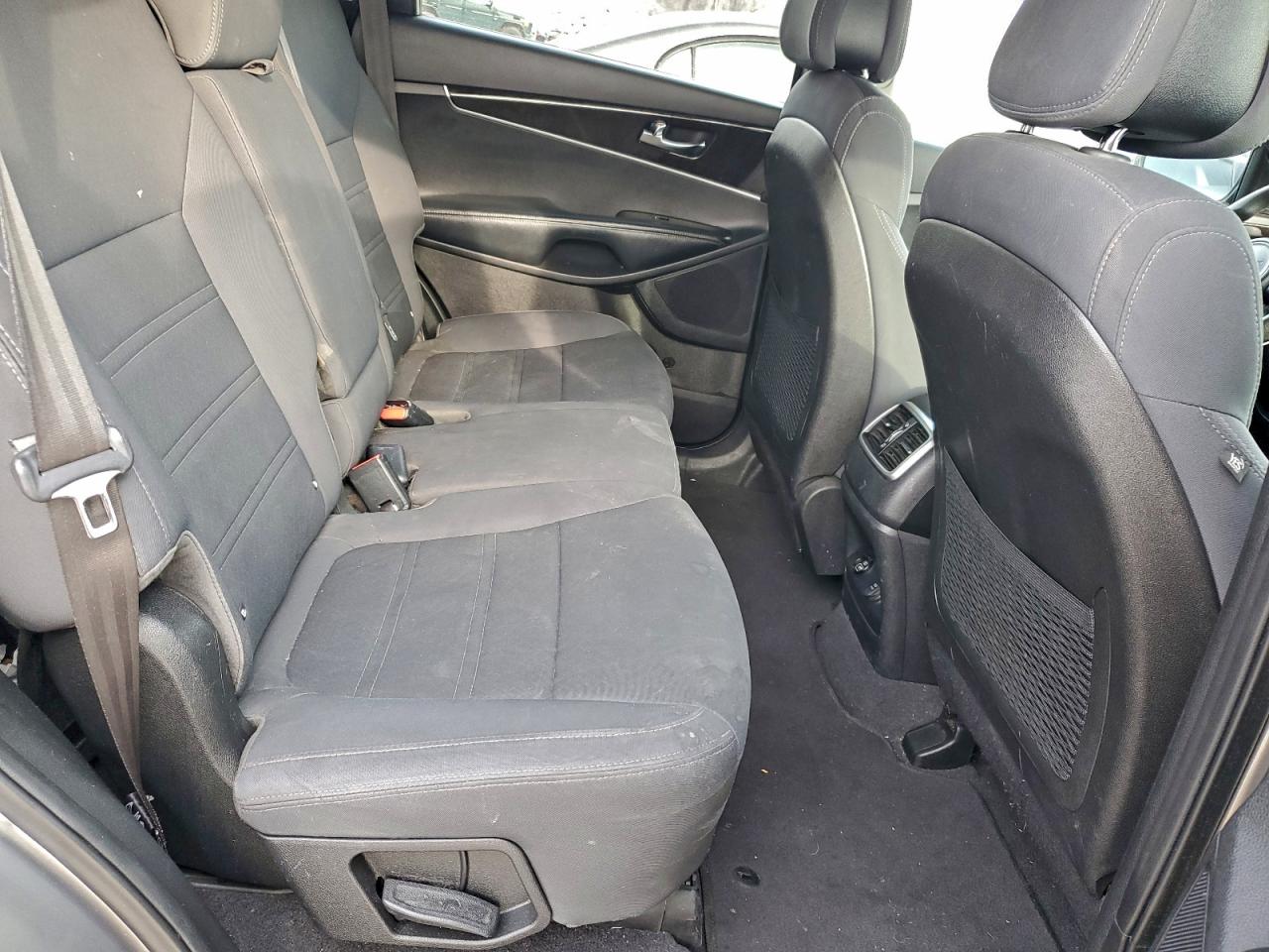 Kia Sorento Lx Image 13