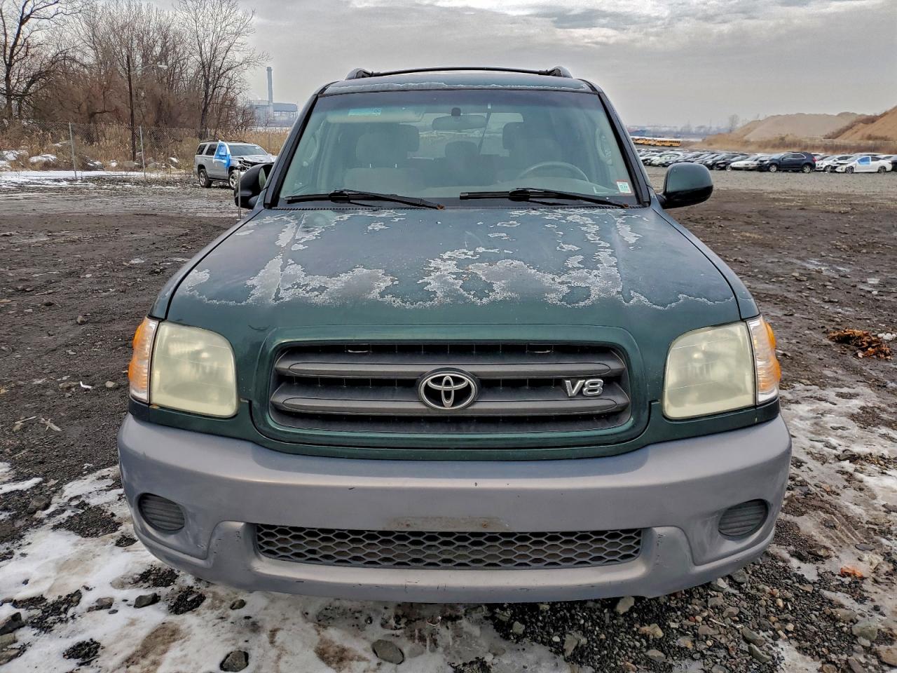 Toyota Sequoia Sr5 Image 3