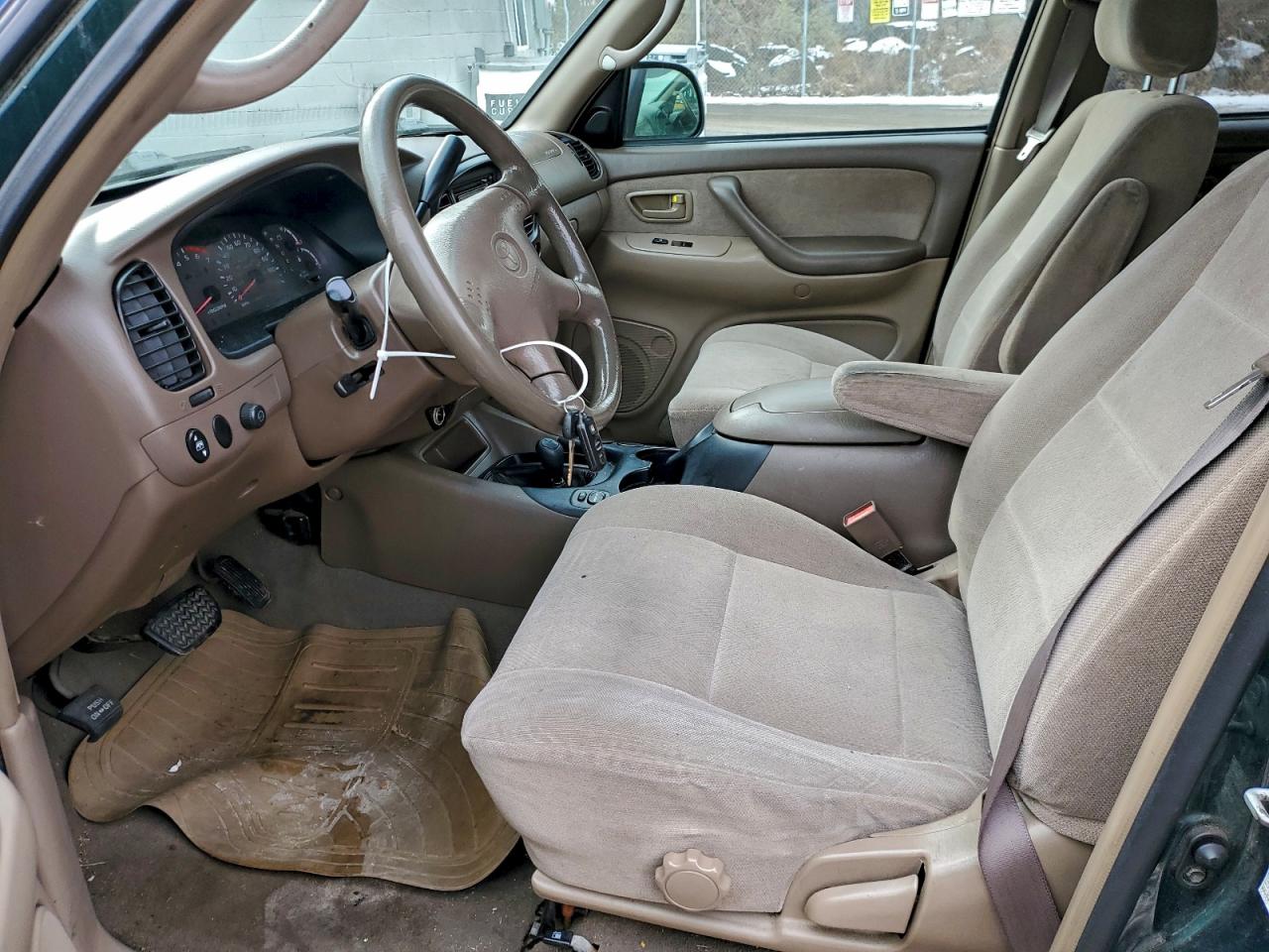 Toyota Sequoia Sr5 Image 7