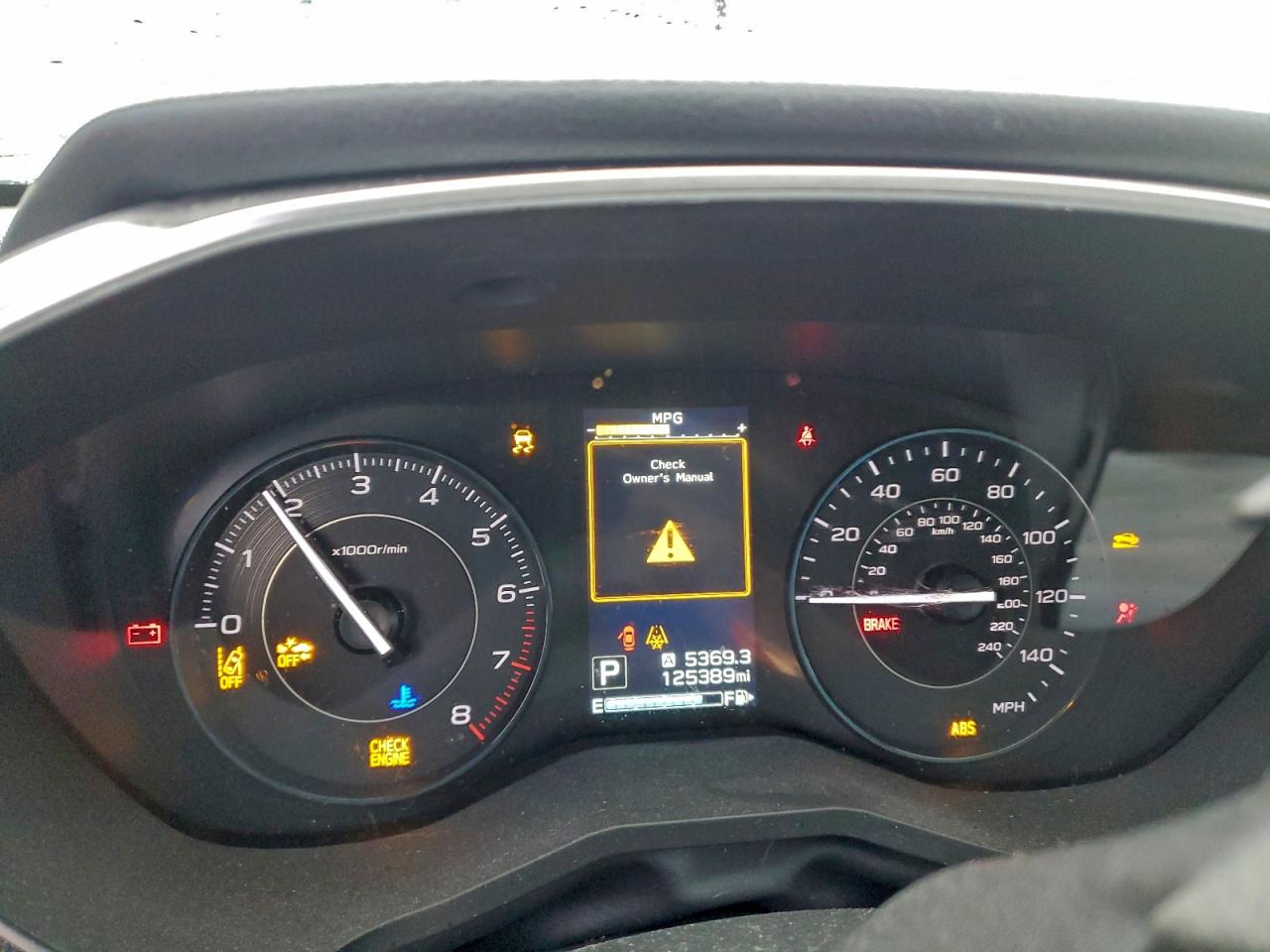 Subaru Impreza Premium Image 8