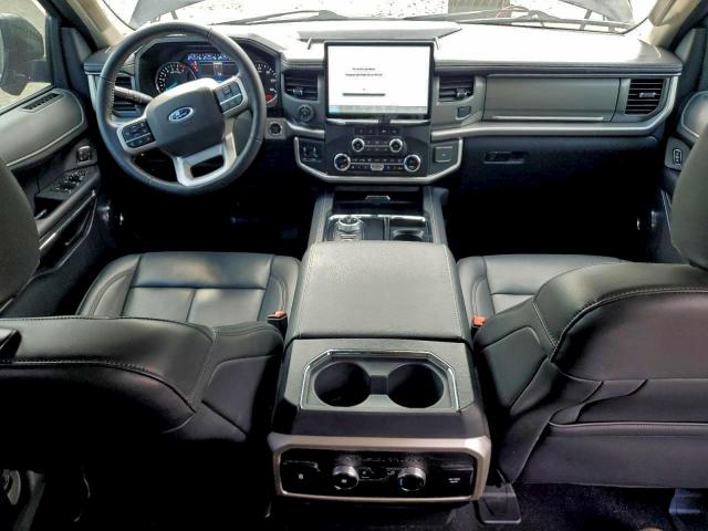 Ford Expedition Xlt Image 13