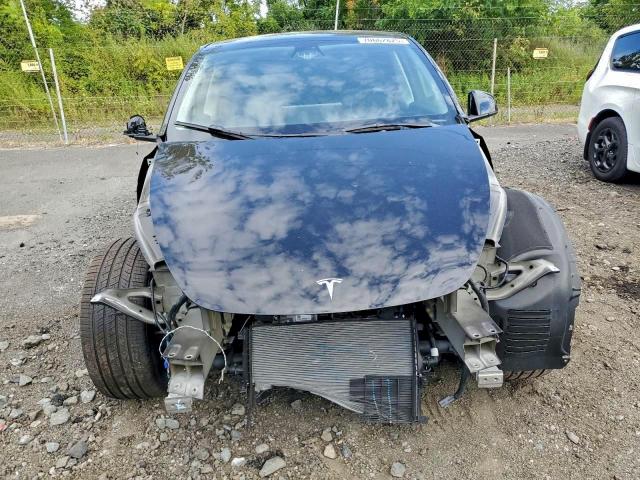 Tesla Model Y Image 3