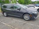 Chrysler Pacifica Touring L Image 4
