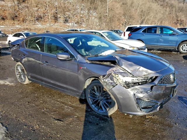 Acura ILX Premium A-spec Image 4