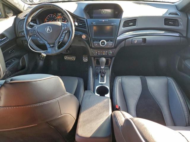 Acura ILX Premium A-spec Image 11