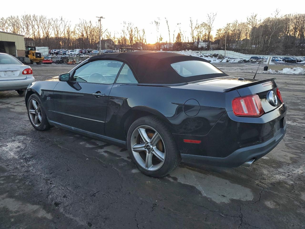 Ford Mustang Gt Image 7