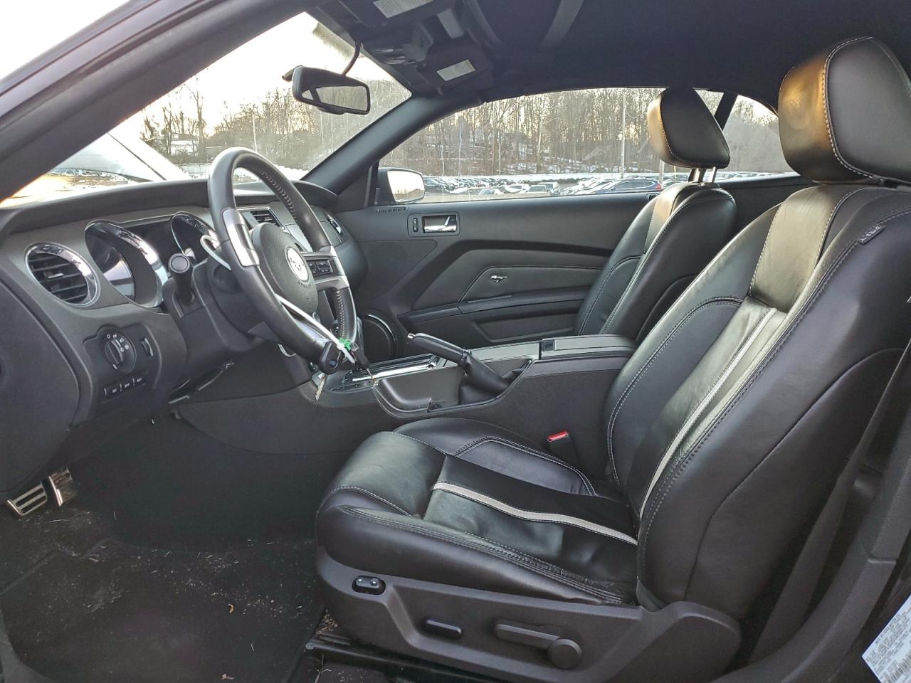 Ford Mustang Gt Image 3