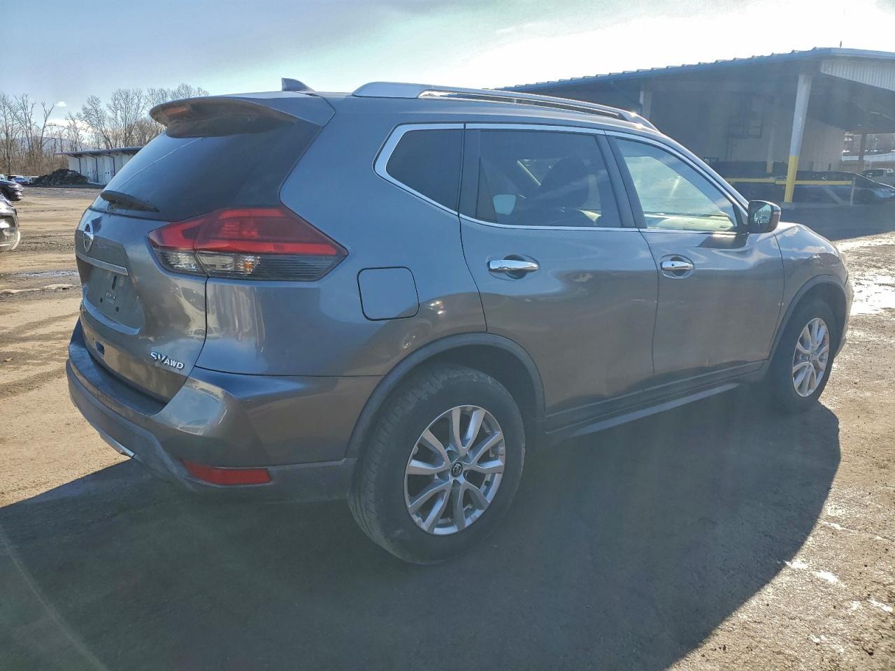 Nissan Rogue S Image 4