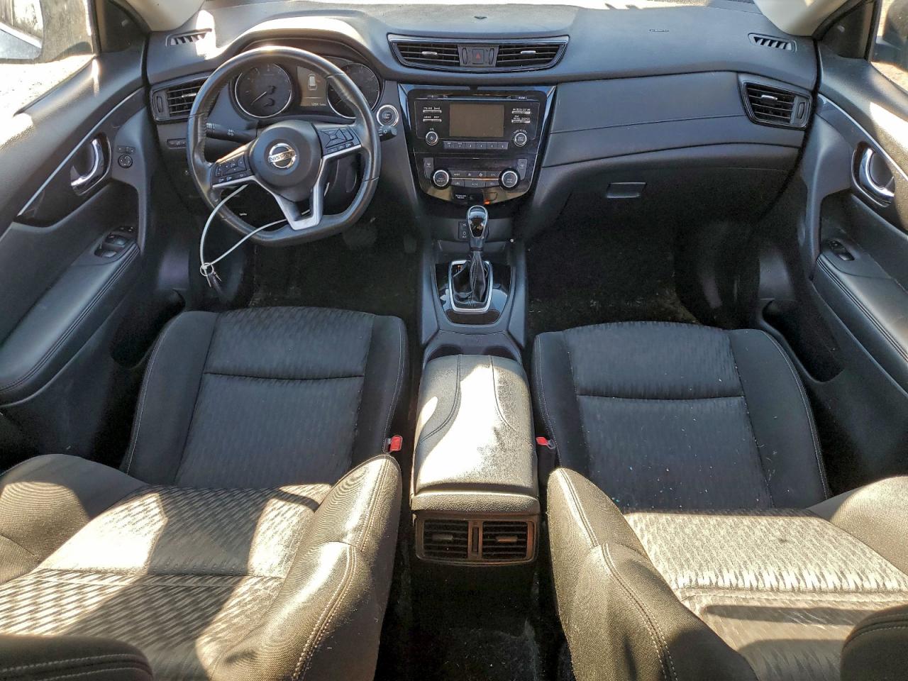 Nissan Rogue S Image 13