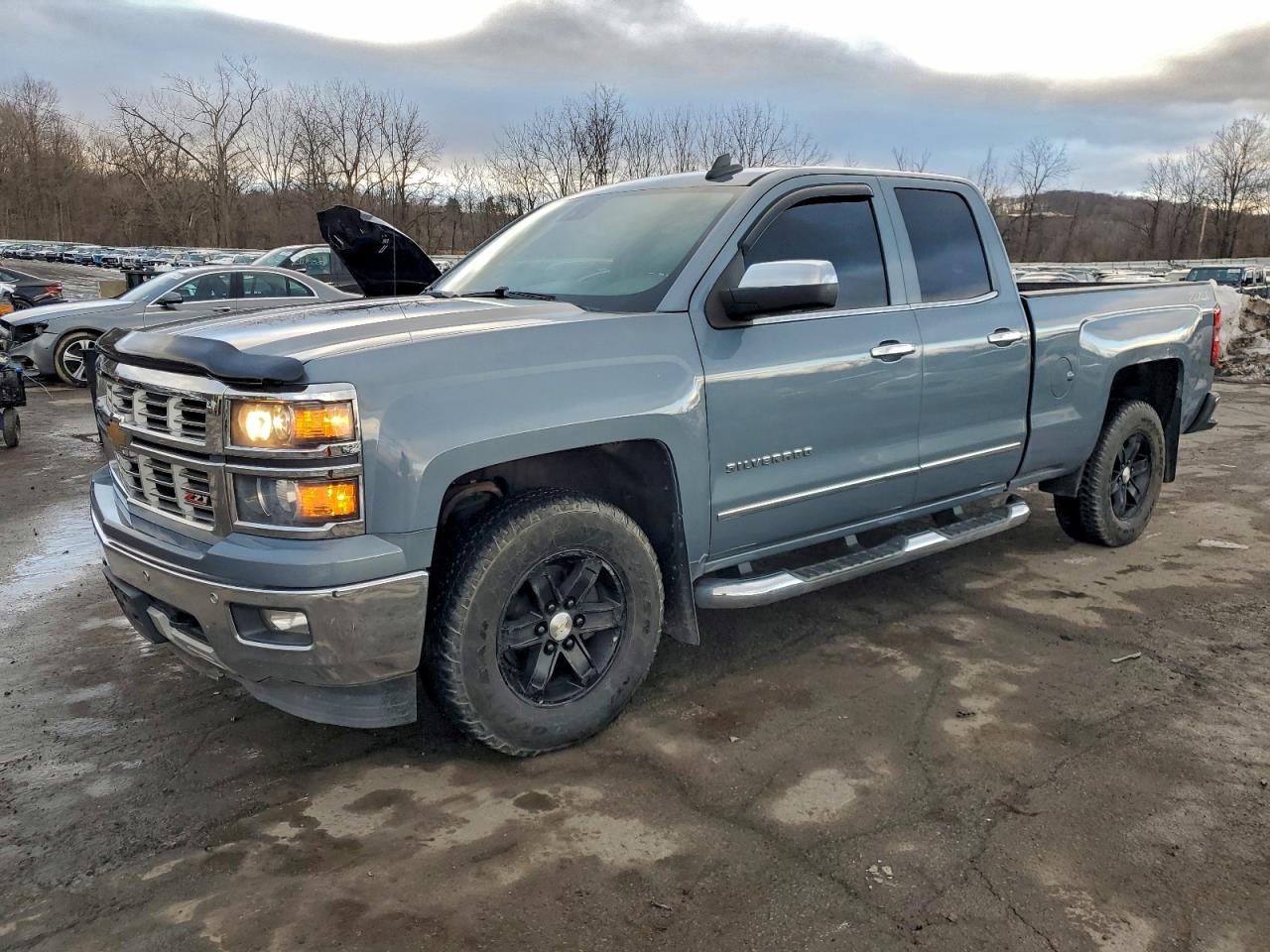 Chevrolet Silverado K1500 Ltz Image 1