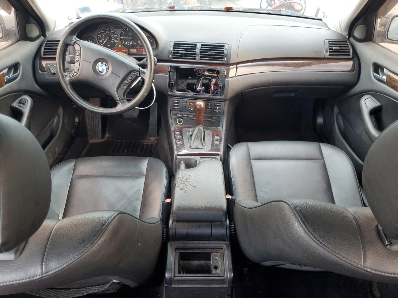 BMW 3 Series Xi Image 5