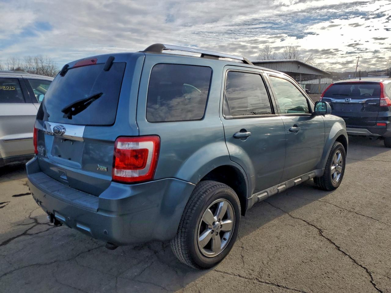 Ford Escape Limited Image 3