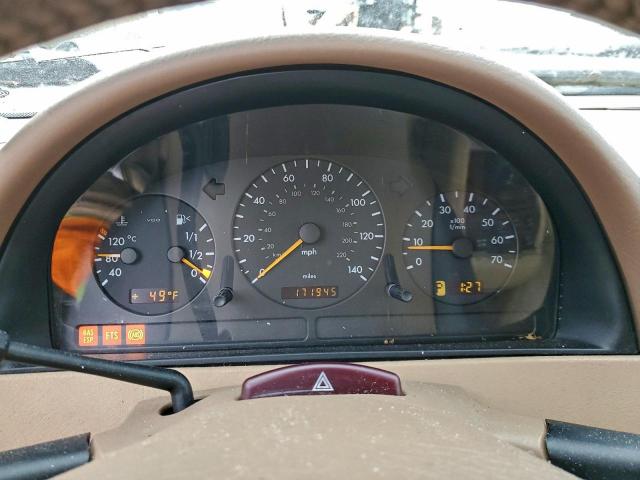 Mercedes-Benz M-Class 320 Image 10