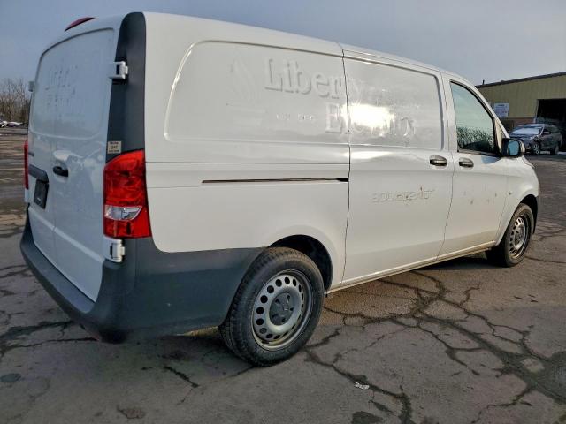 Mercedes-Benz Metris Image 8