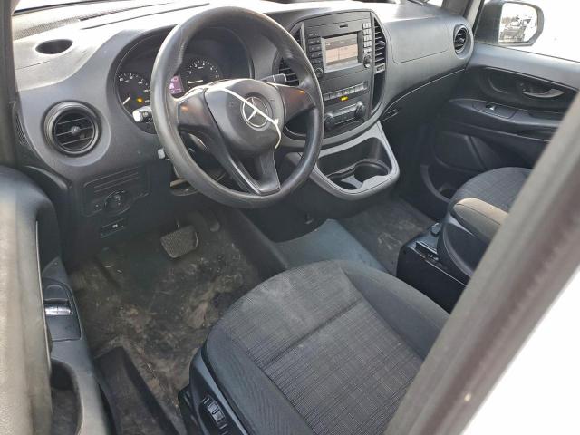 Mercedes-Benz Metris Image 12